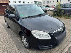 Schwarz Gebraucht 2010 Skoda Fabia Cool Edition Kombi | 2.190 € (Guter Preis)
