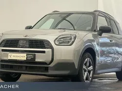Melting silver iii Gebraucht 2024 Mini Cooper Countryman SUV | 34.990 € (Fairer Preis)