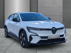 Weiß Gebraucht 2022 Renault Megane E-Tech Equilibre | 20.250 € (Superpreis)