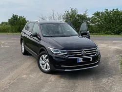 Schwarz Gebraucht 2022 VW Tiguan Elegance SUV | 26.900 € (Superpreis)