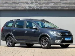 Grau Gebraucht 2017 Dacia Logan MCV Stepway Kombi | 5.490 € (Guter Preis)