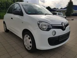 Weiß Gebraucht 2017 Renault Twingo Life Kleinwagen | 4.490 € (Fairer Preis)