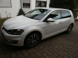 Weiß Gebraucht 2021 VW e-Golf Kleinwagen | 14.500 € (Guter Preis)