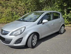 Grau Gebraucht 2014 Opel Corsa Edition Limousine | 4.700 € (Fairer Preis)