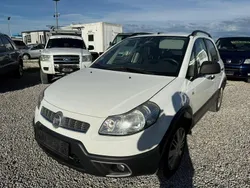 Weiß Gebraucht 2011 Fiat Sedici Dynamic SUV | 3.990 € (Fairer Preis)
