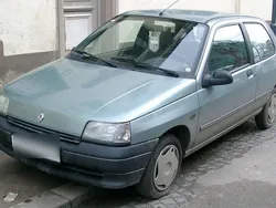 Blau Gebraucht 1994 Renault Clio Kleinwagen | 1.250 €