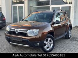 Braun Gebraucht 2013 Dacia Duster Lauréate SUV | 7.880 € (Etwas zu teuer)