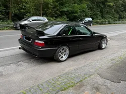 Schwarz Gebraucht 1995 BMW 328 Coupé | 10.900 €