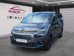 Lackierung platiniumgrau/typ Gebraucht 2023 Citroën e-Berlingo Shine Van / Kleinbus | 23.990 € (Etwas zu teuer)