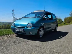 Blau Gebraucht 2003 Renault Twingo Dynamique Kleinwagen | 2.100 € (Etwas zu teuer)