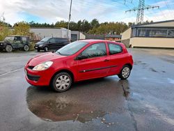 Rot Gebraucht 2006 Renault Clio II Campus Kleinwagen | 1.999 € (Fairer Preis)