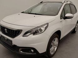 Weiß Gebraucht 2017 Peugeot 2008 S SUV | 8.700 € (Guter Preis)
