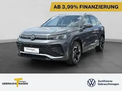 Grau Gebraucht 2024 VW Tiguan R-line SUV | 45.870 € (Teuer)