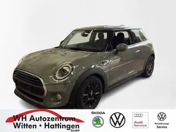 Moonwalk grey metallic Gebraucht 2018 Mini ONE Kleinwagen | 14.882 € (Fairer Preis)