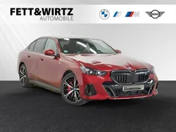 Fire red metallic Gebraucht 2024 BMW i5 Comfort Edition Limousine | 67.900 € (Superpreis)