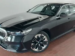 Schwarz Gebraucht 2024 BMW 520 Performance Limousine | 49.990 € (Superpreis)