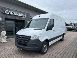 Artikweiß Gebraucht 2020 Mercedes Sprinter Van | 26.700 € (Guter Preis)
