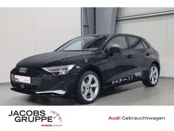 Brillantschwarz Gebraucht 2025 Audi A3 Sportback Advanced Plus Limousine | 33.490 € (Superpreis)