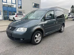 Grau Gebraucht 2007 VW Caddy Life Van / Kleinbus | 1.950 € (Etwas zu teuer)