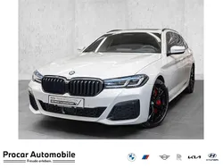 Weiß Gebraucht 2023 BMW 530 M Sport Kombi | 48.990 € (Teuer)