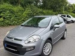 Silber Gebraucht 2011 Fiat Punto Dynamic Kleinwagen | 2.500 € (Fairer Preis)