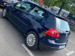 Blau Gebraucht 2006 VW Golf V Kleinwagen | 2.000 € (Guter Preis)