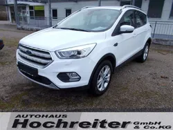 Weiss Gebraucht 2019 Ford Kuga Titanium SUV | 19.900 € (Fairer Preis)