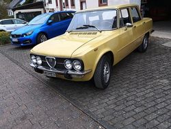 Schwarz Gebraucht 1975 Alfa Romeo Giulia Super Limousine | 14.500 €
