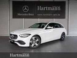 Polarweiß Gebraucht 2024 Mercedes C180 Avantgarde Kombi | 34.750 € (Fairer Preis)