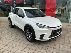 Weiss Neu 2025 Lexus LBX SUV | 33.490 € (Guter Preis)