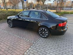 Schwarz Gebraucht 2011 Audi A4 Ambiente Limousine | 9.900 € (Teuer)