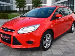 Rot Gebraucht 2014 Ford Focus Kombi | 3.999 € (Superpreis)