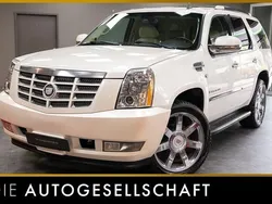 Weiß Gebraucht 2007 Cadillac Escalade SUV | 12.990 €