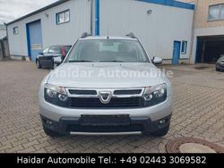 Grau Gebraucht 2012 Dacia Duster SUV | 5.690 € (Fairer Preis)