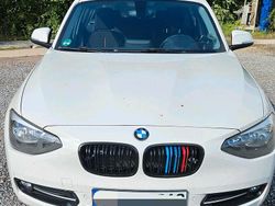 Weiß Gebraucht 2012 BMW 116 Sport Line Kleinwagen | 5.199 €