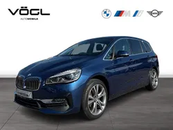 Blau Gebraucht 2023 BMW 218 Gran Tourer Luxury Line Van / Kleinbus | 26.760 € (Etwas zu teuer)