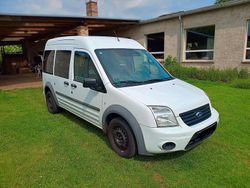 Weiß Gebraucht 2010 Ford Tourneo Kombi | 1.900 € (Superpreis)