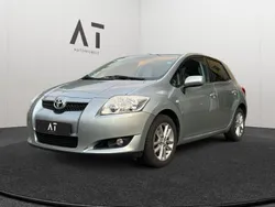 Silber Gebraucht 2008 Toyota Auris Team Limousine | 5.490 € (Fairer Preis)