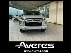 Titanweiss Gebraucht 2022 Mitsubishi L200 Select Abholung | 38.900 € (Etwas zu teuer)