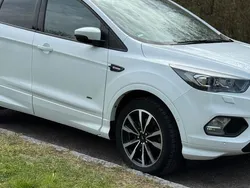 Weiß Gebraucht 2018 Ford Kuga SUV | 18.900 €