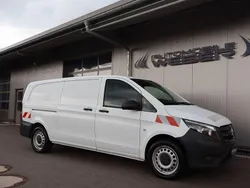 Weiß Gebraucht 2018 Mercedes Vito Van / Kleinbus | 22.795 € (Guter Preis)