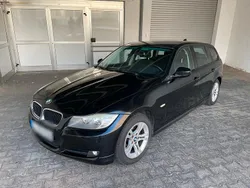 Schwarz Gebraucht 2012 BMW 318 Kombi | 6.500 € (Fairer Preis)