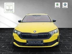 Sprintgelb Neu 2025 Skoda Octavia SportLine Kombi | 48.490 €
