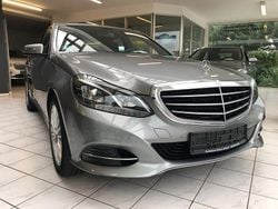 Silber Gebraucht 2014 Mercedes E200 Limousine | 18.450 € (Fairer Preis)