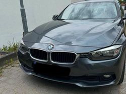 Grau Gebraucht 2016 BMW 318 Kombi | 14.500 € (Fairer Preis)