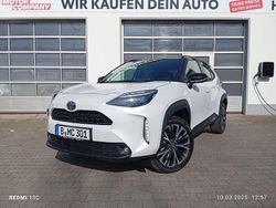Weiß Gebraucht 2025 Toyota Yaris Cross Plus SUV | 39.110 €