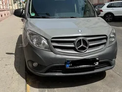 Grau Gebraucht 2017 Mercedes Citan 109 Van / Kleinbus | 11.000 €