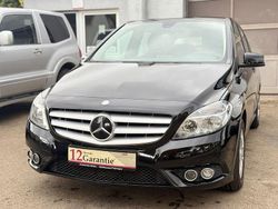 Schwarz Gebraucht 2012 Mercedes B180 Van / Kleinbus | 6.499 € (Guter Preis)