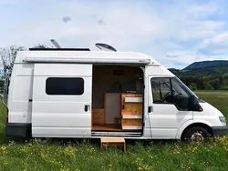 Weiß Gebraucht 2005 Ford Transit Van / Kleinbus | 22.999 €