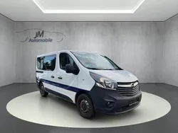 Weiß Gebraucht 2015 Opel Vivaro Van | 8.990 € (Etwas zu teuer)